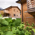 Montafon Ii - Chalet-apartments & Lägenhet *