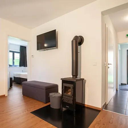 Montafon Ii - Chalet-apartments & Apartamento Sankt Gallenkirch