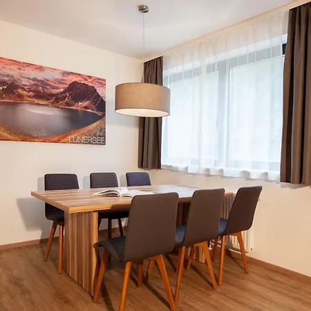 Montafon Ii - Chalet-apartments & 아파트 *