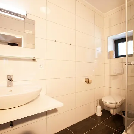 Apartamento Montafon Ii - Chalet-apartments & *