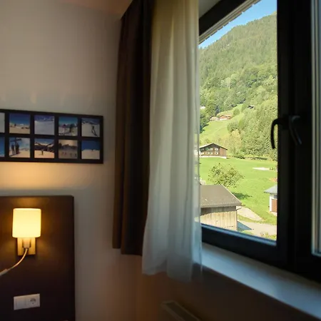 Montafon Ii - Chalet-apartments & *